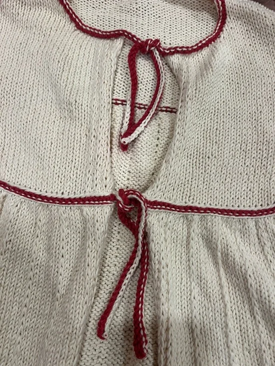 Cream crochet Knit open Cardigan with Red Trim - Picture 4 of 4